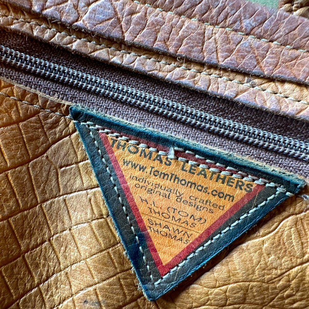 THOMAS LEATHER CAMEL COLOR CROSSBODY BAG. - Picture 6 of 10